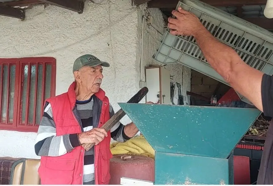 Μούστος από το πάτημα των σταφυλιών