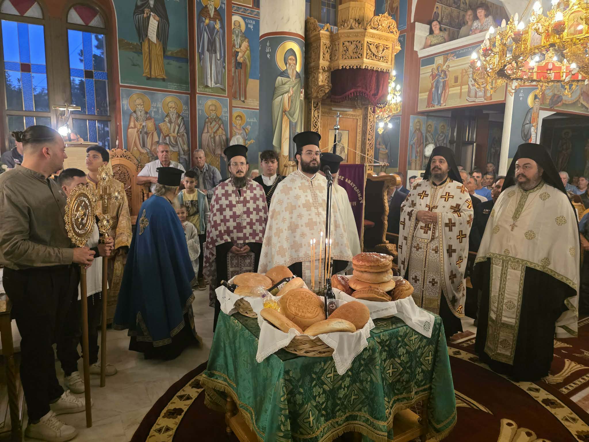 Φωτογραφικό υλικό από τον Μέγα Πανηγυρικό Εσπερινό στο Ανατολικό Εορδαίας