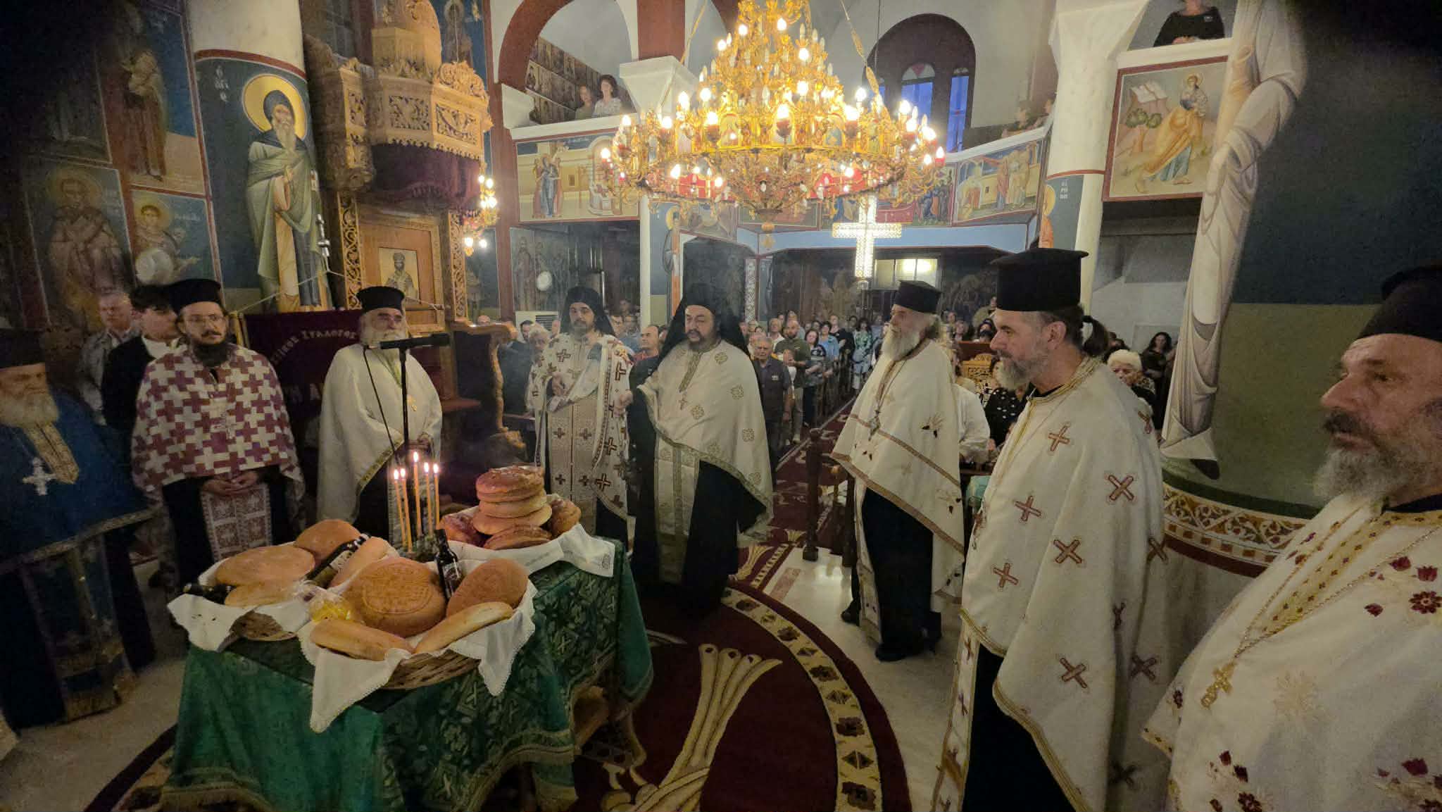 Φωτογραφικό υλικό από τον Μέγα Πανηγυρικό Εσπερινό στο Ανατολικό Εορδαίας