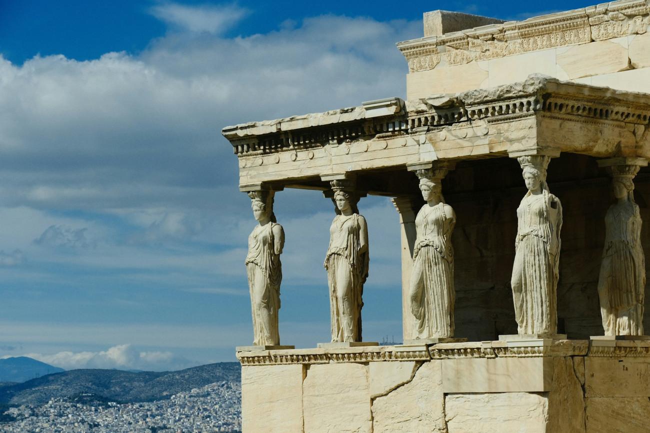 Τράπεζα της Ελλάδος: Αυξήθηκαν οι τουρίστες, μειώθηκε η μέση διάρκεια παραμονής- Η αλλαγή των ταξιδιωτικών συνηθειών