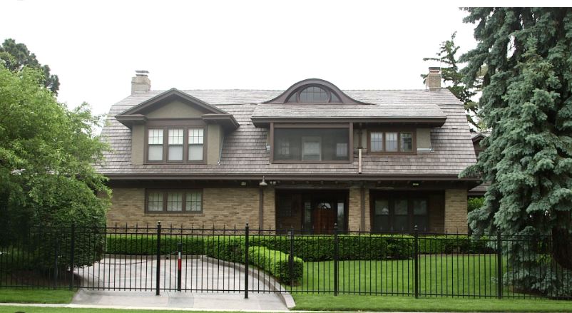 Γουόρεν Μπάφετ: Πόσο πλουσιότερος θα ήταν από τον Έλον Μασκ... αν δεν δώριζε τις μετοχές του 5 Γουόρεν Μπάφετ: Πόσο πλουσιότερος θα ήταν από τον Έλον Μασκ... αν δεν δώριζε τις μετοχές του