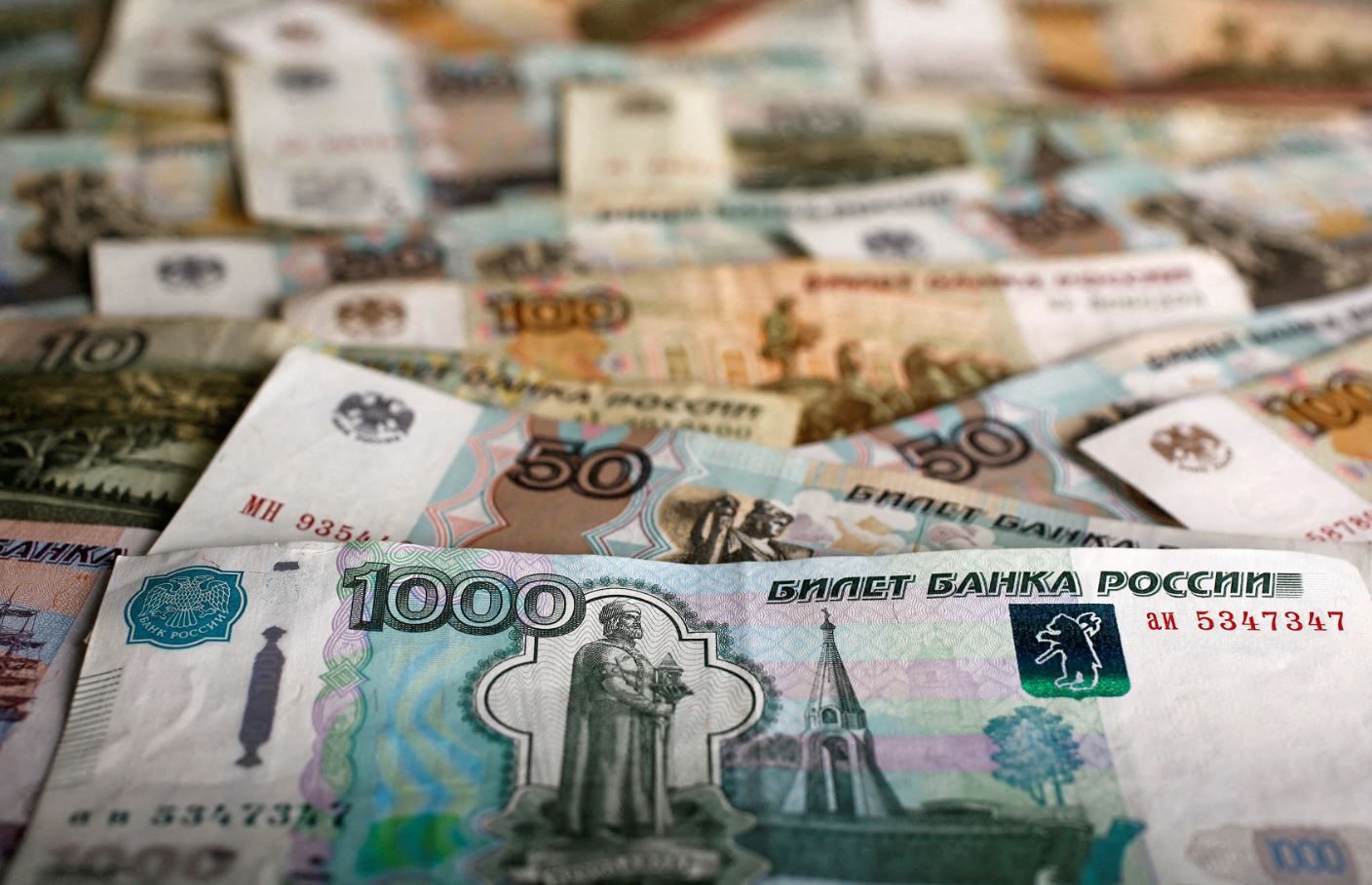 Ρούβλι: Το νόμισμα με τις καλύτερες επιδόσεις για φέτος 3 Ρούβλι: Το νόμισμα με τις καλύτερες επιδόσεις για φέτος