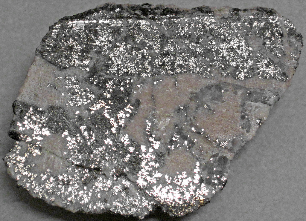 Γιατί οι Αμερικανοί πουλάνε τα ασημικά τους 3 Γιατί οι Αμερικανοί πουλάνε τα ασημικά τους