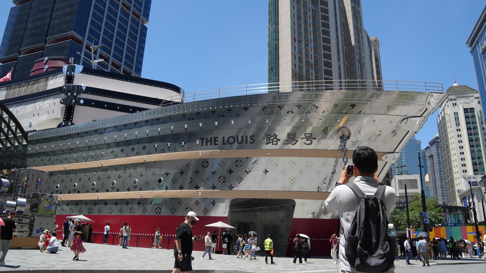 LVMH: Μεγάλη επιστροφή του εμβληματικού οίκου στην κινεζική αγορά - Ανοίγουν mega καταστήματα 2 LVMH