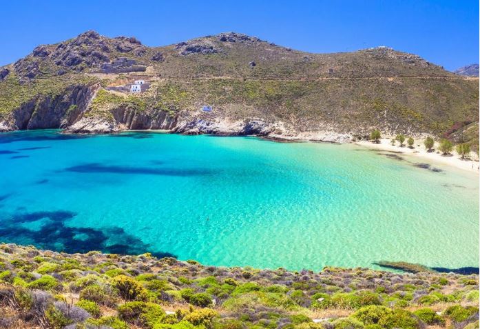 Τουριστικές επενδύσεις: Οι Κυκλάδες λένε «όχι» στα «φαραωνικά» σχέδια 2 Τουριστικές επενδύσεις: Οι Κυκλάδες λένε «όχι» στα «φαραωνικά» σχέδια