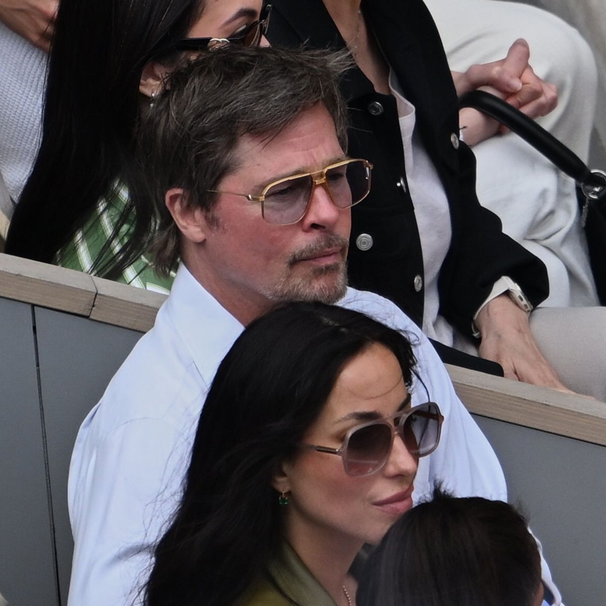 Brad Pitt - Ines de Ramon: Μαγνητίζουν τα βλέμματα στον τελικό του Roland Garros στο Παρίσι 2 Brad Pitt - Ines de Ramon: Μαγνητίζουν τα βλέμματα στον τελικό του Roland Garros στο Παρίσι
