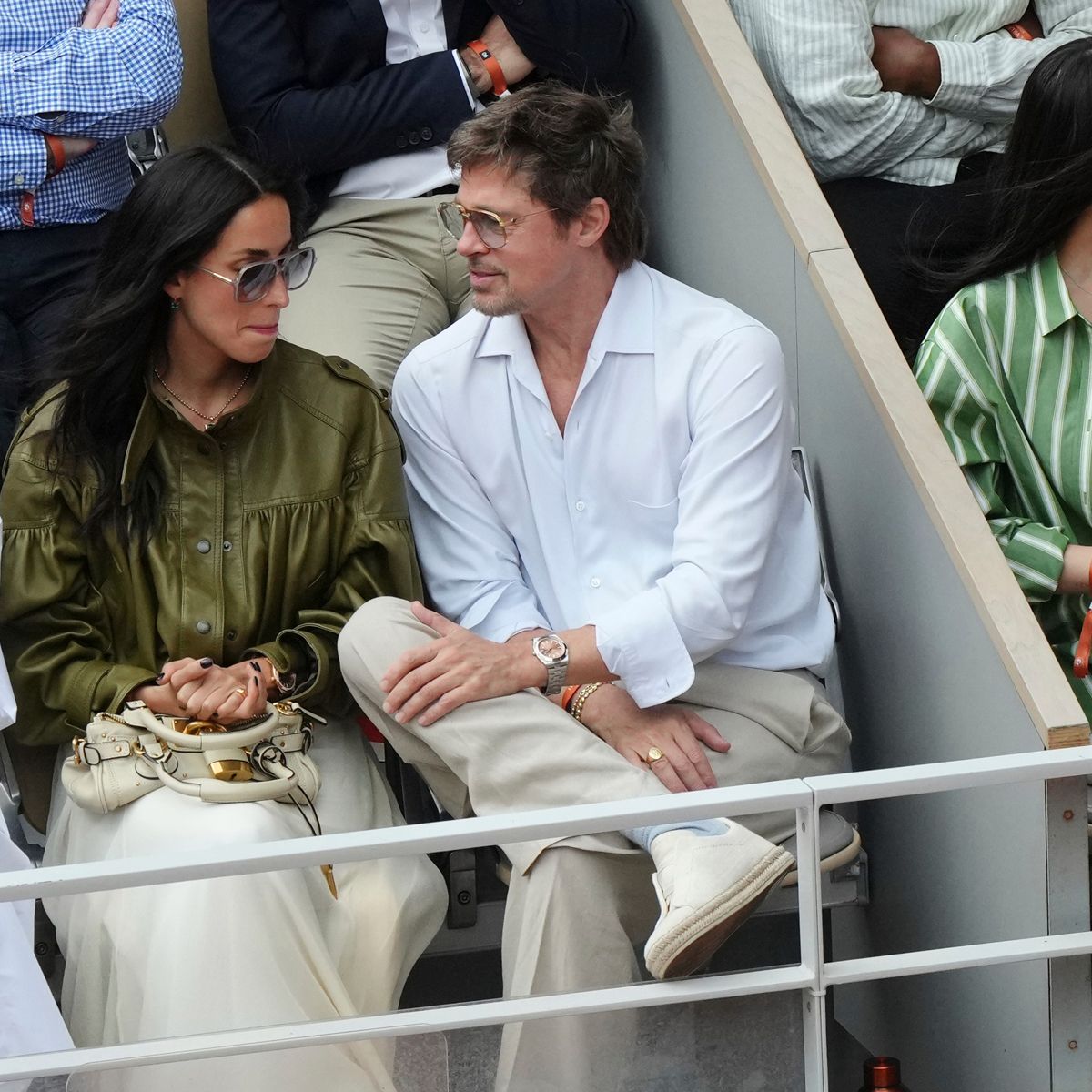Brad Pitt - Ines de Ramon: Μαγνητίζουν τα βλέμματα στον τελικό του Roland Garros στο Παρίσι 1 Brad Pitt - Ines de Ramon: Μαγνητίζουν τα βλέμματα στον τελικό του Roland Garros στο Παρίσι