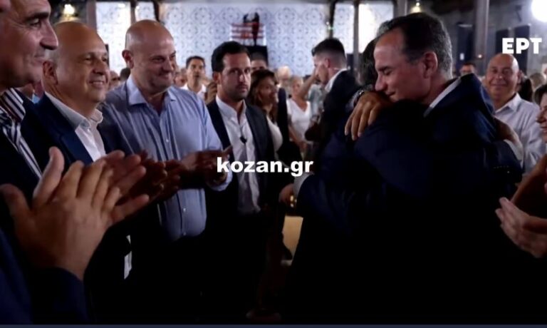 Θεσσαλονίκη: Ο Θ. Καρυπίδης υποδέχθηκε θερμά τον Αλ. Τσίπρα – Παρούσα και η Κ. Βέττα
