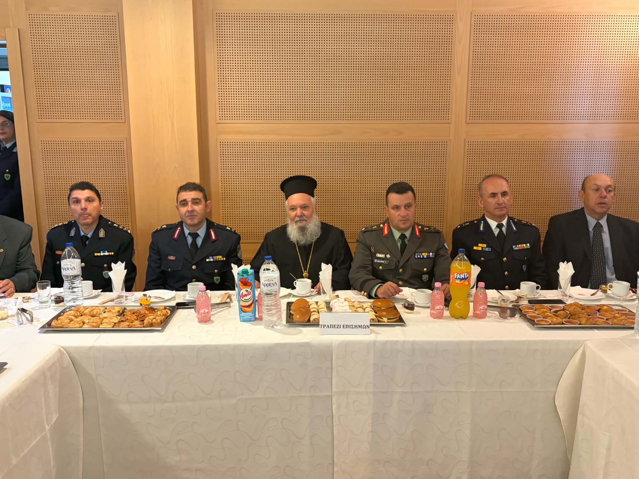 Παρουσία αστυνομικών και εκπροσώπων φορέων στην εκδήλωση