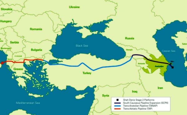 Αζερμπαϊτζάν: Αβολα ερωτήματα για την Ευρώπη από τη συμφωνία του με την Gazprom