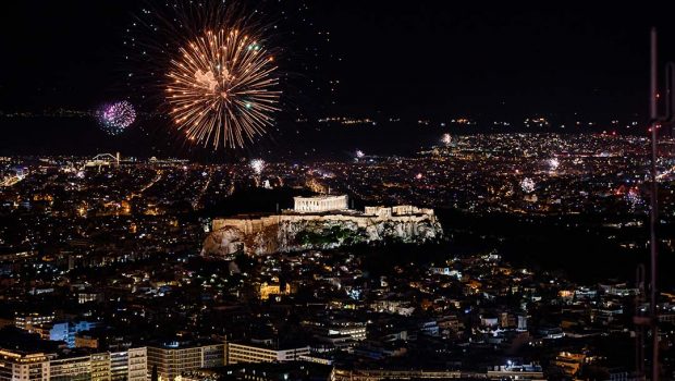 Αθήνα: Τι προσδοκούν τα ξενοδοχεία τα Χριστούγεννα – Οι τιμές σε σύγκριση με άλλες ευρωπαϊκές πόλεις