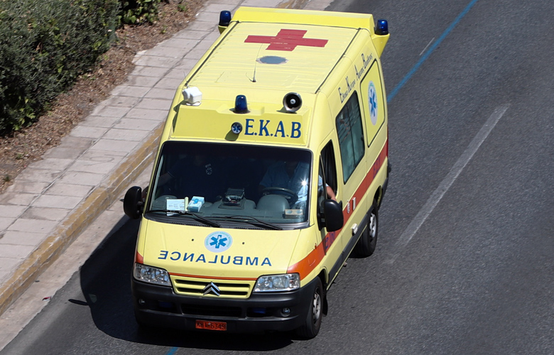 Πάτρα: 20χρονος κάρφωσε σπαθί στον λαιμό του για να αυτοκτονήσει