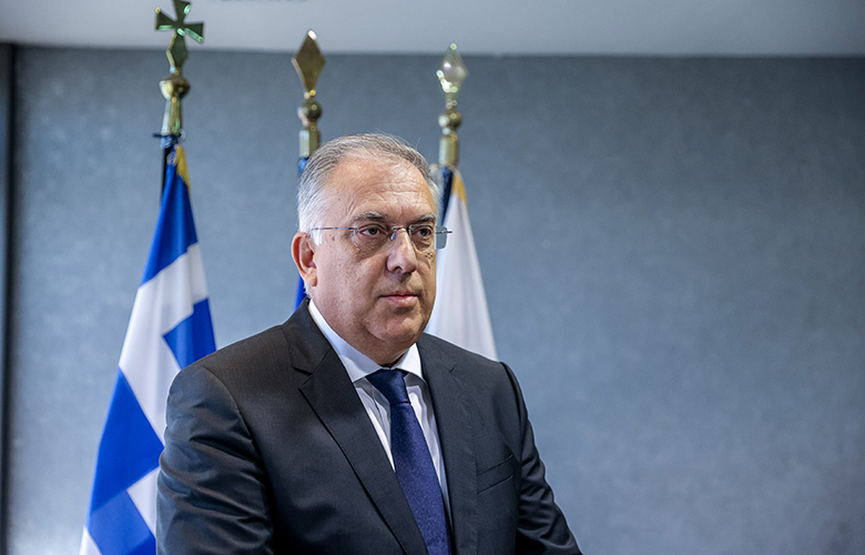 Θεοδωρικάκος για Τσίπρα: Οφείλει να ζητήσει συγνώμη από τους Έλληνες αστυνομικούς και στρατιώτες
