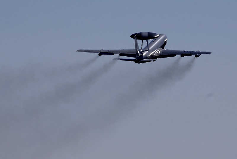 Ουκρανία: Το ΝΑΤΟ στέλνει αεροπλάνα AWACS στη Ρουμανία για να παρακολουθεί τη ρωσική αεροπορία