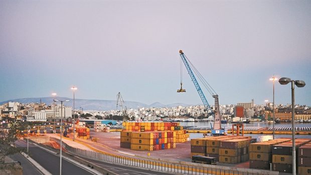 Οι δύο μεγάλοι πελάτες των ελληνικών λιμανιών