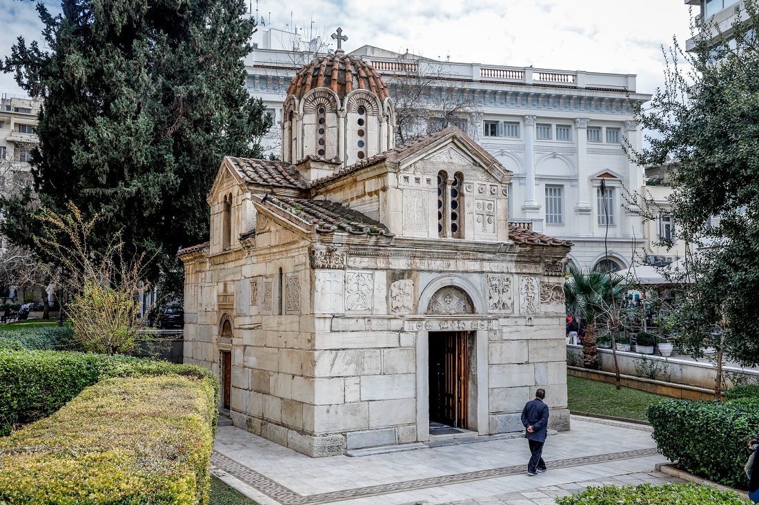 Κηδεία τέως βασιλιά Κωνσταντίνου: Ξεκίνησαν οι υψηλές αφίξεις με 14 ιδιωτικές πτήσεις σήμερα στο «Ελ. Βενιζέλος»