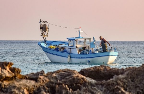 ΕΕ: Πώς θα γίνει ανθεκτικός ο τομέας της αλιείας και της υδατοκαλλιέργειας