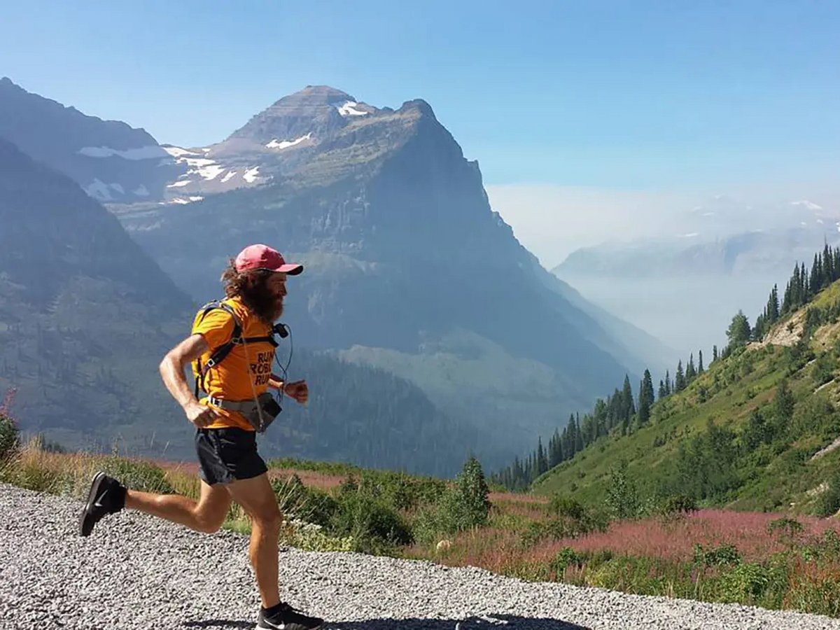 «Run, Forest, run»: Έτρεξε την 25.000 χλμ. διαδρομή του «Forrest Gump»