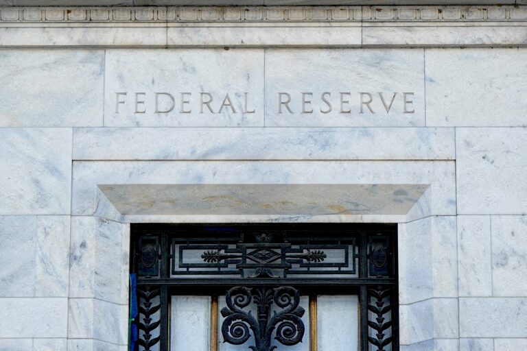Στην κρυστάλλινη σφαίρα της Fed - Τι ετοιμάζει τον Σεπτέμβριο
