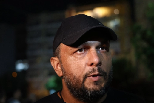 Η λαϊκή αγρυπνία για τον Γιώργο Μαζωνάκη στη Νίκαια