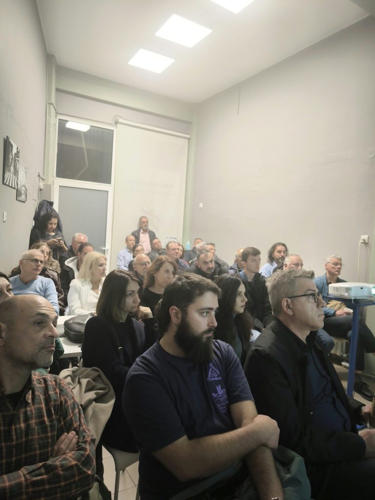 Κοζάνη: Παρουσιάστηκε έρευνα για το Data Center της ΔΕΗ–AWS και τις προοπτικές του 2 Κοζάνη: Παρουσιάστηκε έρευνα για το Data Center της ΔΕΗ–AWS και τις προοπτικές του