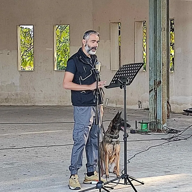 Ο KIKO σε επαφή με τους παρευρισκόμενους