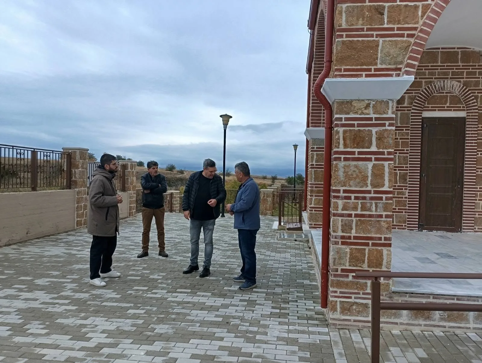 Νέος Κόμανος: Εγκρίθηκαν ομόφωνα τα μόνιμα μέτρα κυκλοφορίας για τον νέο κόμβο