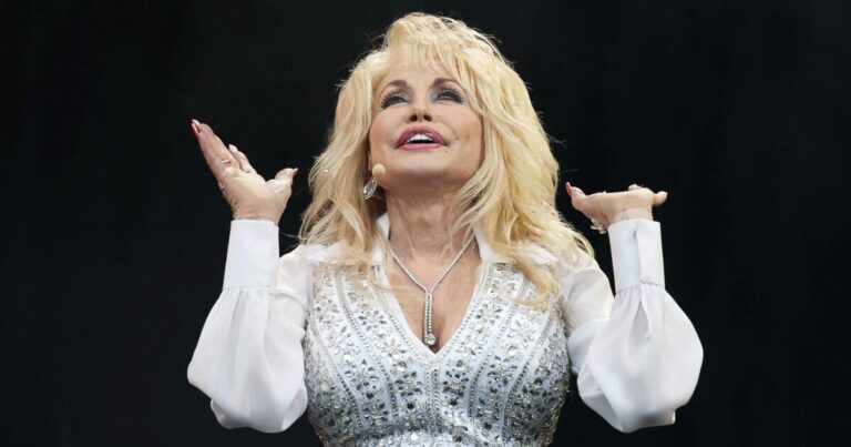 Dolly Parton: Το DollyFest θα γίνει σε Νάσβιλ και Λονδίνο το 2027
