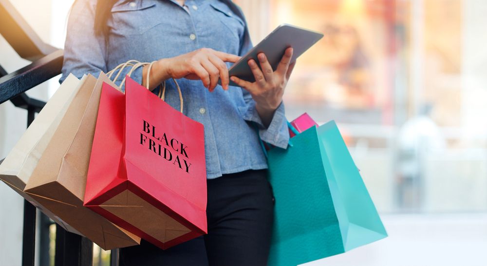 E-shopping με δόσεις: Μήπως το «Αγόρασε τώρα – Πλήρωσε αργότερα» κοστίζει ακριβά;