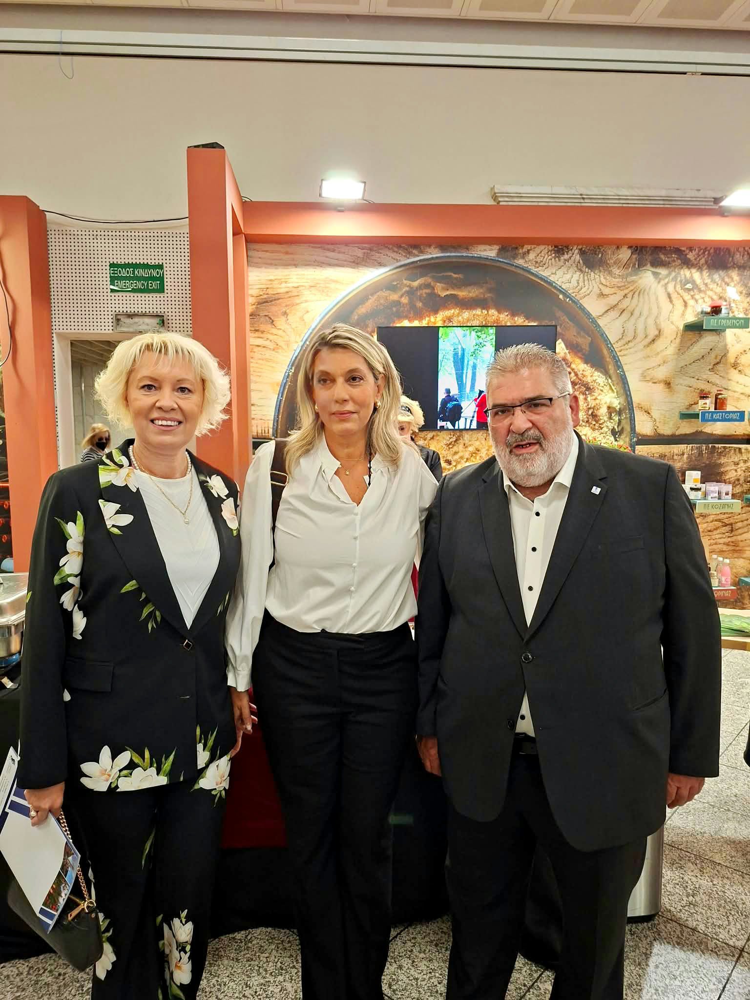 Η Εορδαία στο Σύνταγμα – Η γη, τα προϊόντα και οι άνθρωποί της στην καρδιά της Αθήνας Η Εορδαία στο Σύνταγμα – Η γη, τα προϊόντα και οι άνθρωποί της στην καρδιά της Αθήνας