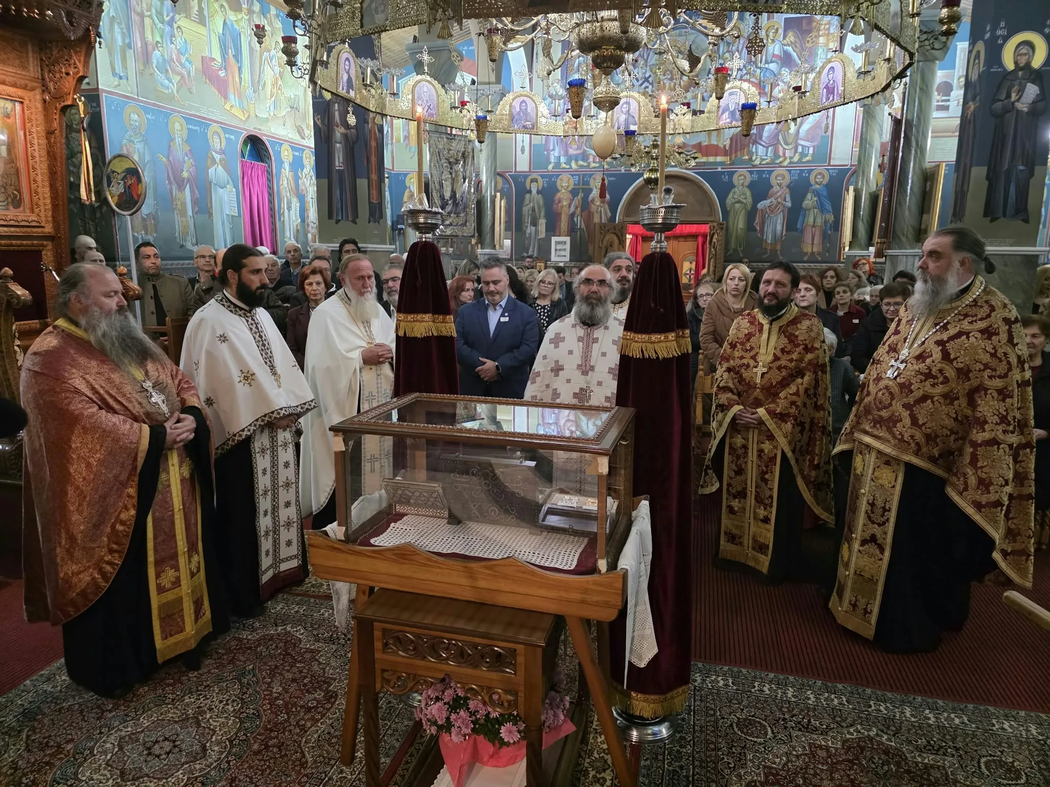 Καρυοχώρι Εορδαίας: Τελέστηκε με πλήθος πιστών ο πανηγυρικός εσπερινός του Αγίου Δημητρίου