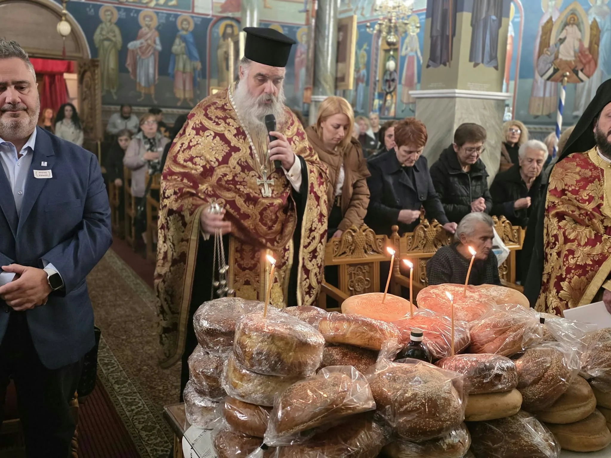 Καρυοχώρι Εορδαίας: Τελέστηκε με πλήθος πιστών ο πανηγυρικός εσπερινός του Αγίου Δημητρίου