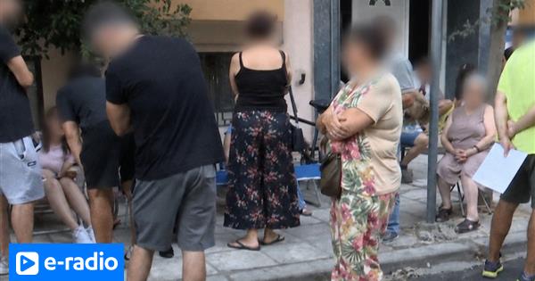 Διαβατήριο με παλιά ταυτότητα: Πολίτες κοιμήθηκαν έξω από αστυνομικό τμήμα για να προλάβουν την προθεσμία (video)