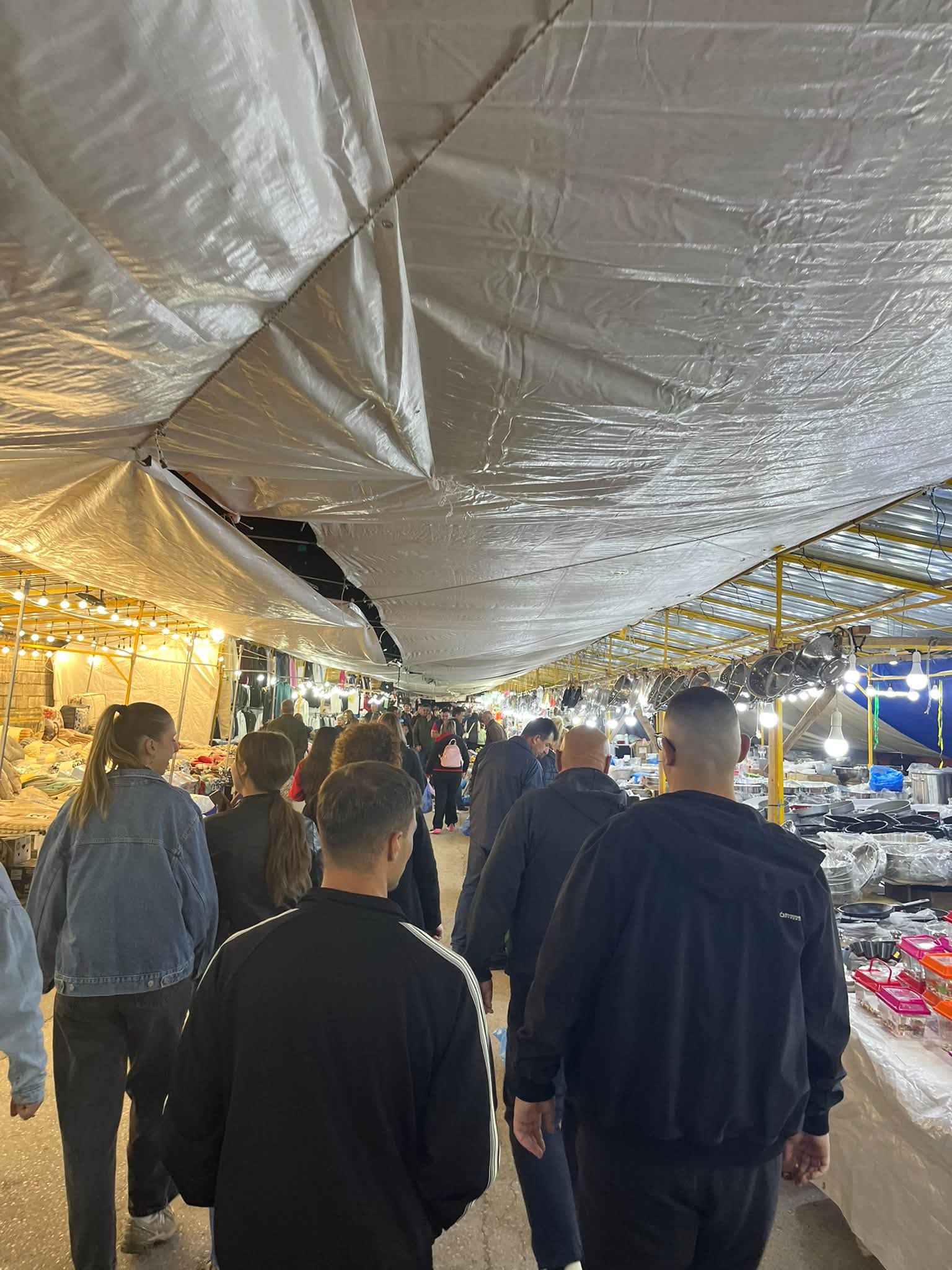 Σέρβια: Ξεκίνησε η Εμποροπανήγυρη και θα διαρκέσει έως τις 28 Σεπτεμβρίου 1 Πάγκοι στην Εμποροπανήγυρη Σερβίων