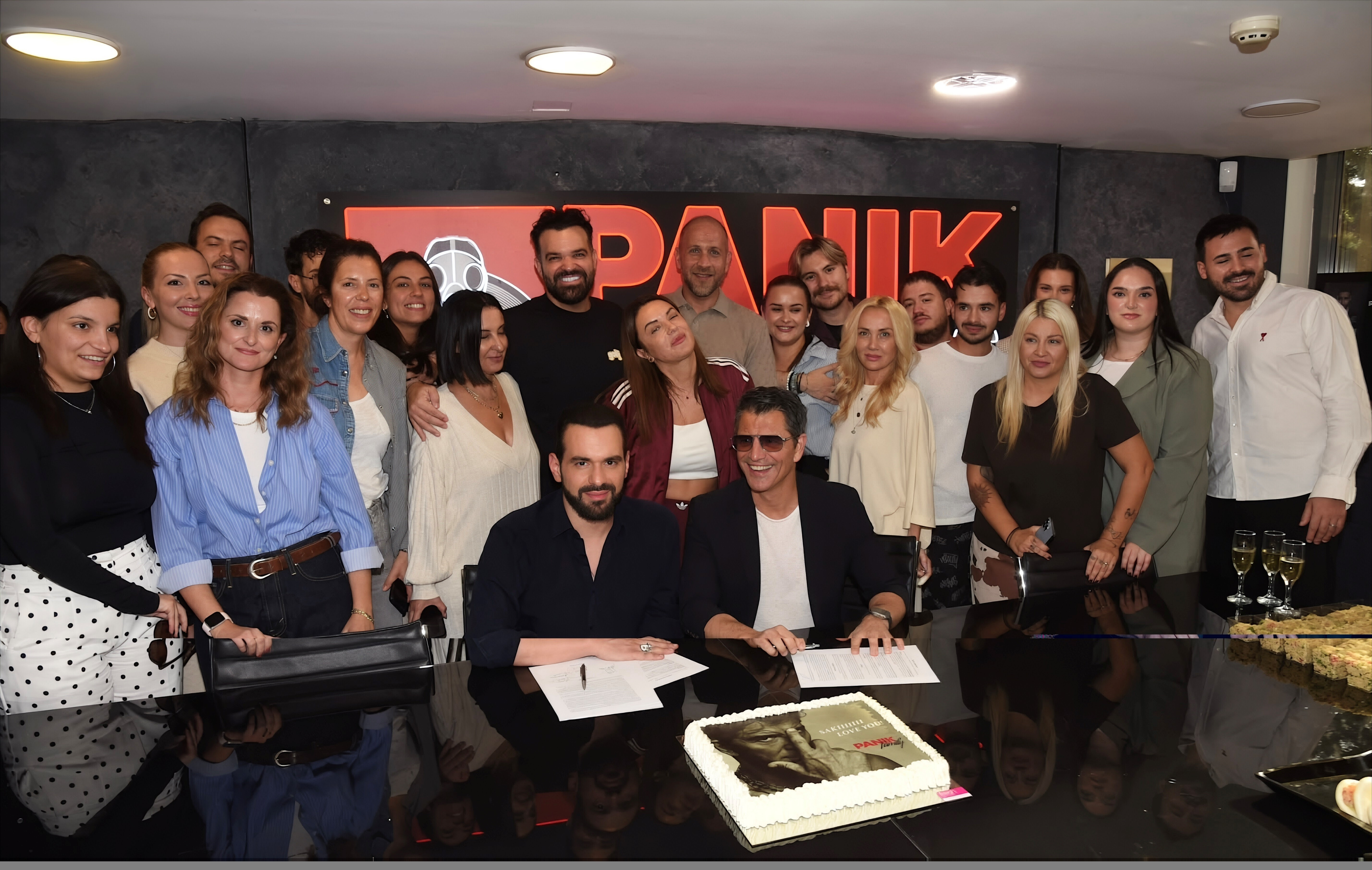 Ο Σάκης Ρουβάς και η Panik Records