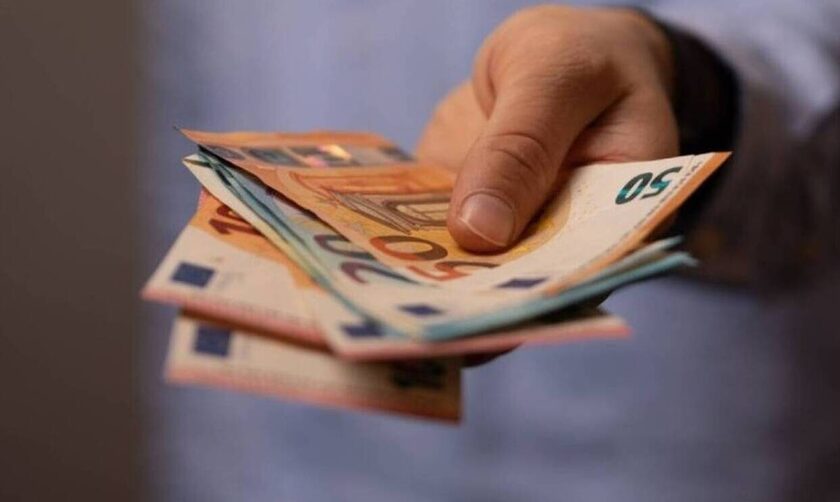 Επίσημο: Αυξήσεις σε ΚΕΑ, επίδομα στέγασης και επίδομα παιδιού