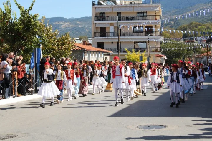 Σέρβια: Με παρέλαση και πλήθος κόσμου τιμήθηκε η 114η επέτειος Απελευθέρωσης 19 Σέρβια: Με παρέλαση και πλήθος κόσμου τιμήθηκε η 114η επέτειος Απελευθέρωσης