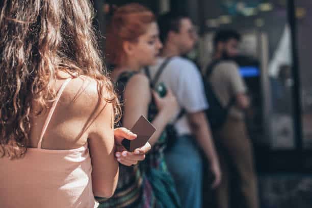 ΔΥΠΑ: Ξεκινούν οι αιτήσεις για νέα έκτακτη οικονομική ενίσχυση
