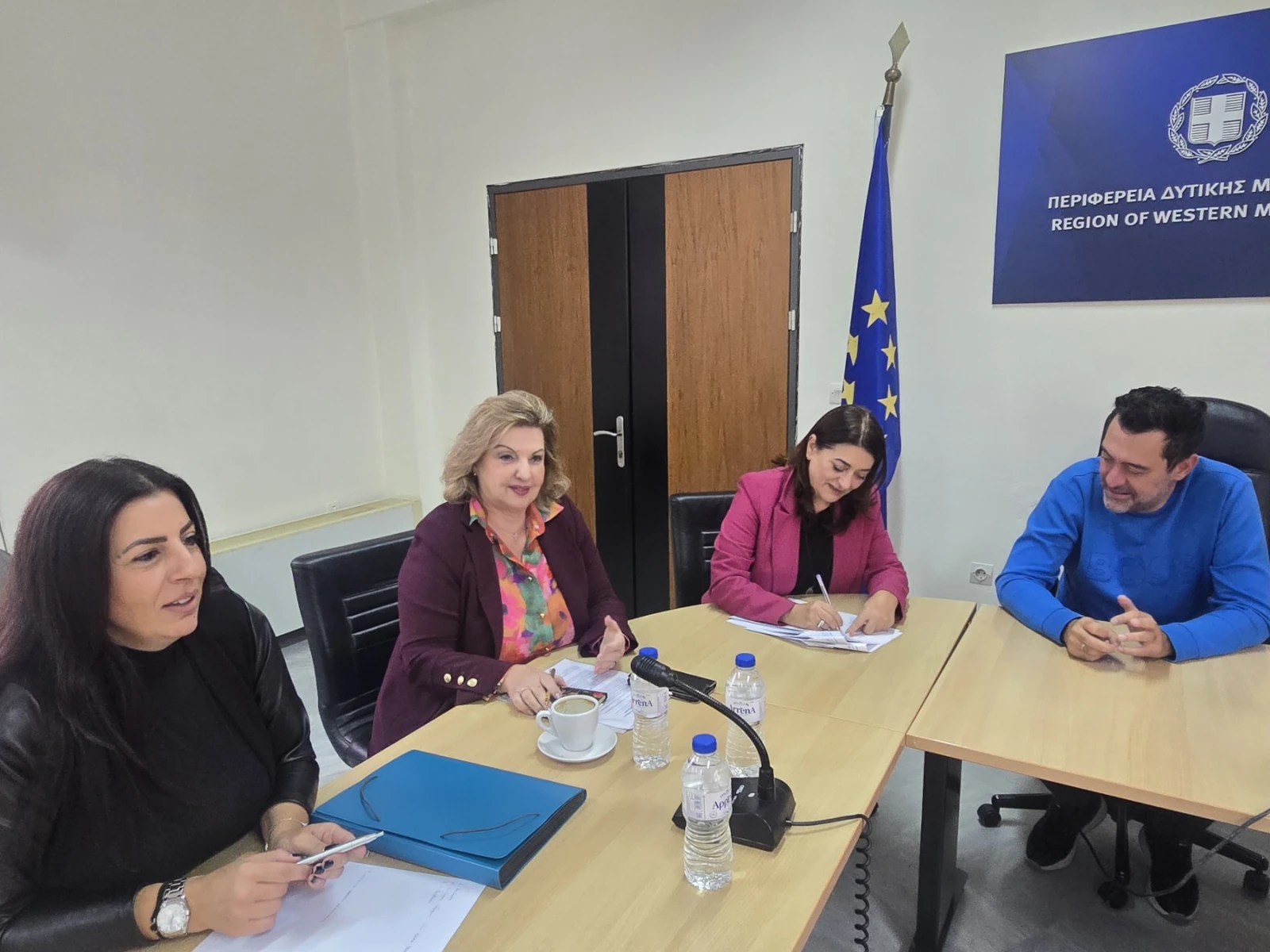 Κοζάνη: Μνημόνιο Περιφέρειας και Διευθύνσεων Δευτεροβάθμιας για δράσεις στα σχολεία 5 Εκπρόσωποι της Περιφέρειας και των Διευθύνσεων Εκπαίδευσης