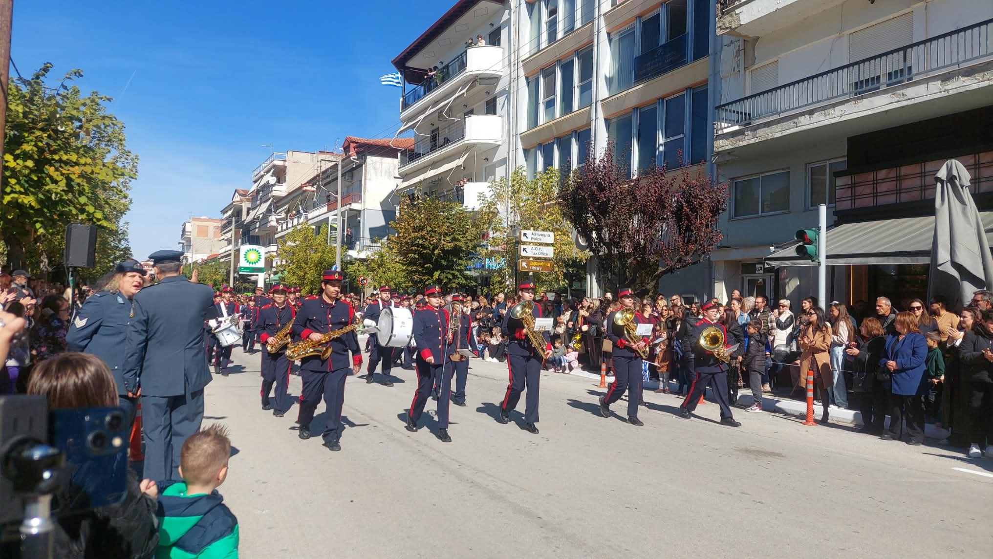 Πτολεμαΐδα: Με λαμπρότητα και πλήθος κόσμου τα 114α Ελευθέρια της πόλης 6 Στιγμιότυπο από την παρέλαση