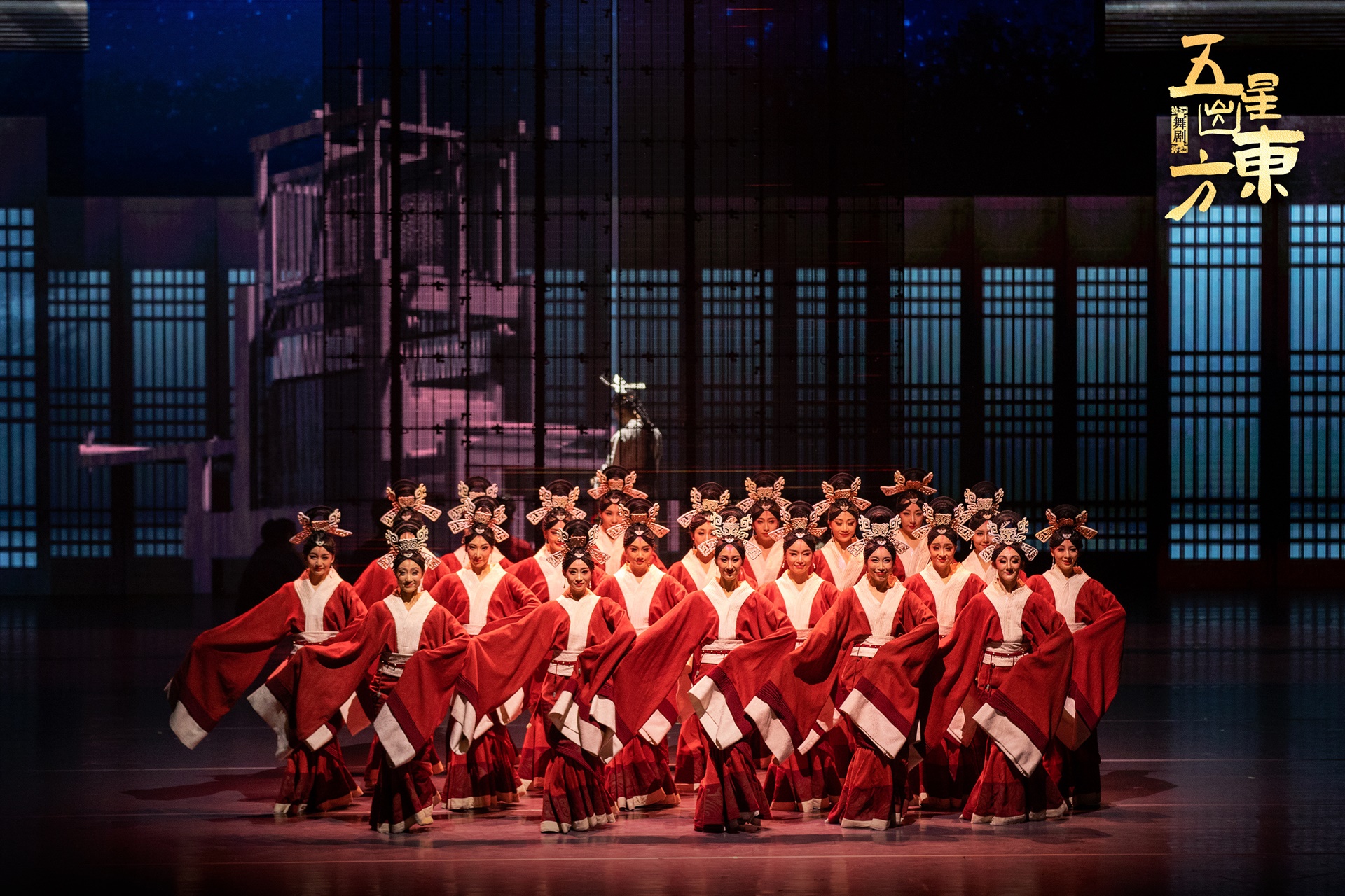 Η αγάπη στον δρόμο του μεταξιού έρχεται στο Christmas Theater 13-15 Νοεμβρίου 2 Σκηνή από την κινεζική παραγωγή