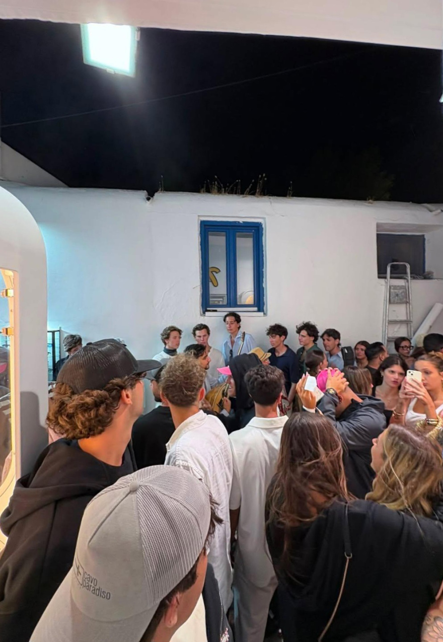 Καπέλα του T-Bar Workshop στη Μύκονο
