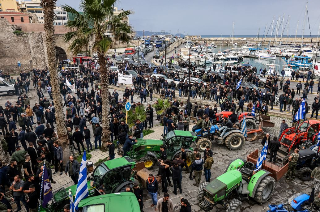 Αγρότες: Έρχεται η ώρα των τρακτέρ - Γιατί κατεβαίνουν στους δρόμους