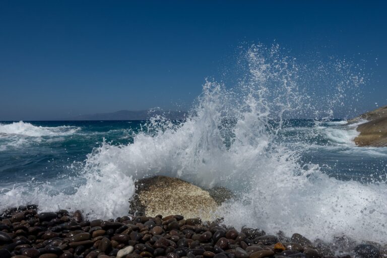 Ανεβαίνει η θερμοκρασία από την Κυριακή, έως 37°C στη χώρα