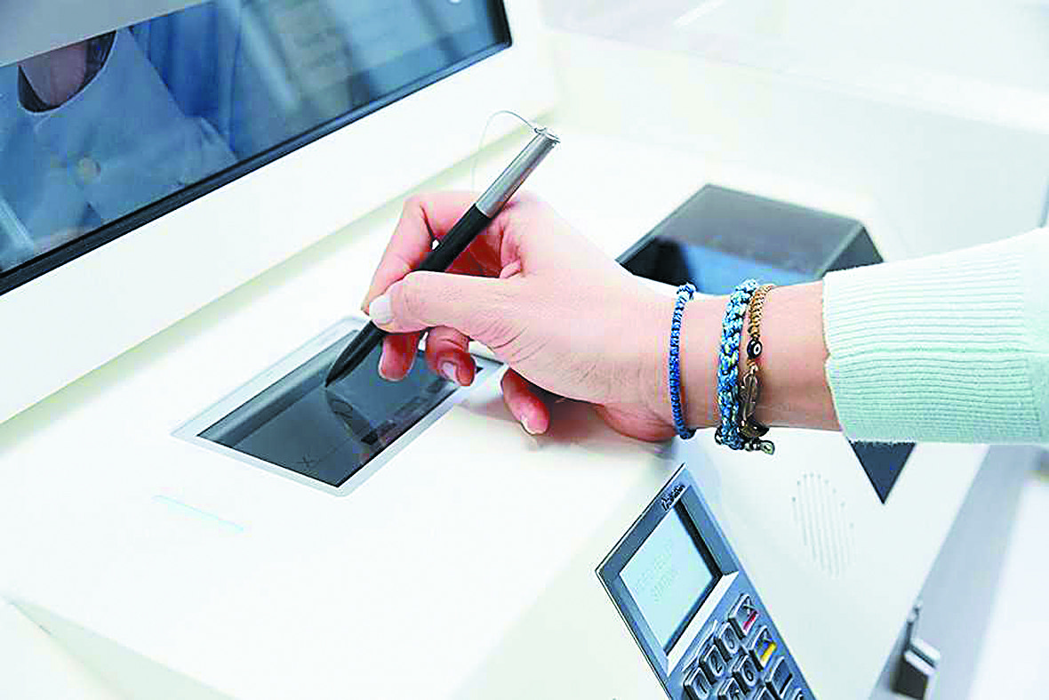 Γιατί η Ευρώπη ανακαλύπτει ξανά τις αρετές των μετρητών; 1 Γιατί η Ευρώπη ανακαλύπτει ξανά τις αρετές των μετρητών;