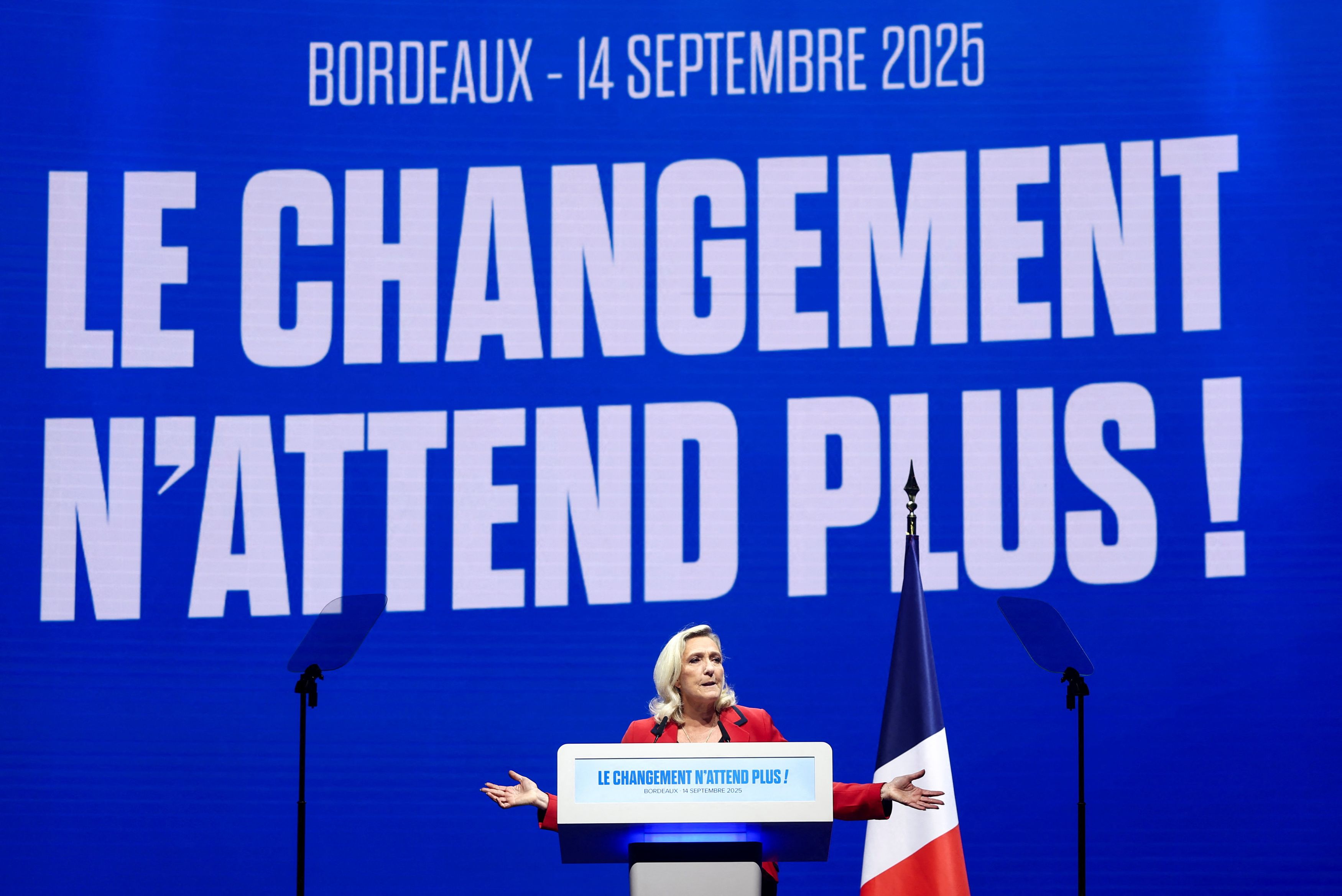 Γιατί οι δεξιοί λαϊκιστές σε Ελλάδα και Ευρώπη κλείνουν το «μάτι» σε αριστερές οικονομικές θέσεις; 1 Γιατί οι δεξιοί λαϊκιστές σε Ελλάδα και Ευρώπη κλείνουν το «μάτι» σε αριστερές οικονομικές θέσεις;