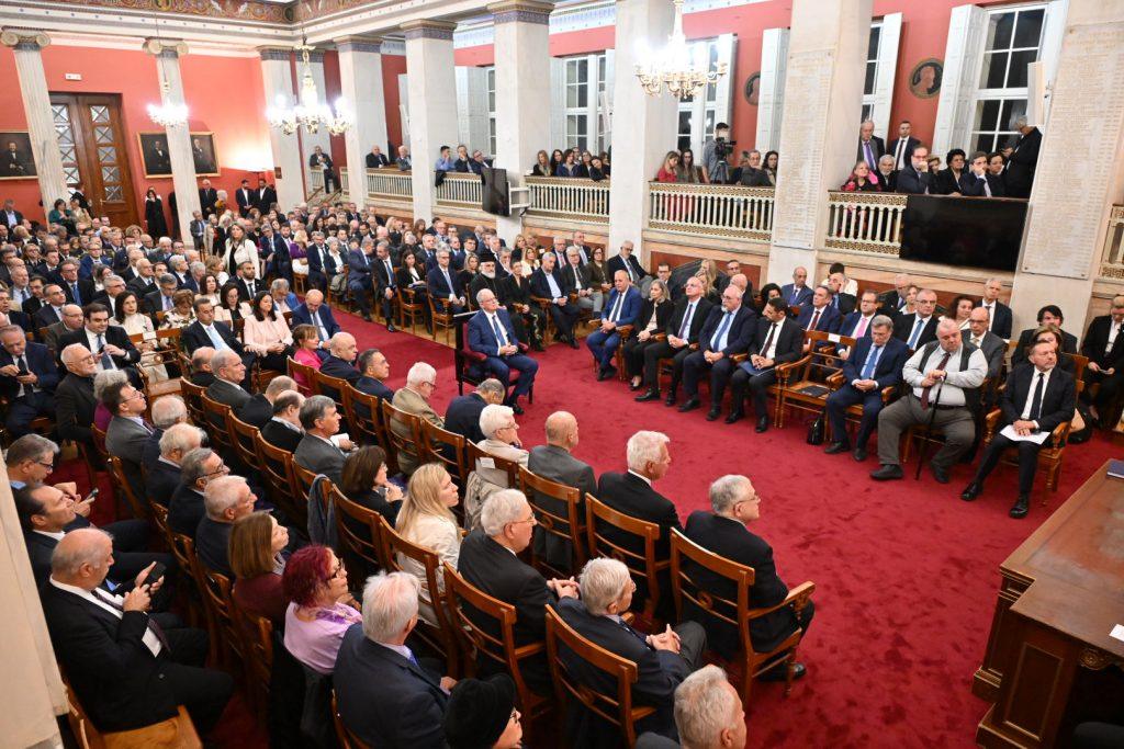 ΕΚΠΑ: Τιμητικός τόμος στον Γιάννη Στουρνάρα 5 ΕΚΠΑ: Τιμητικός τόμος στον Γιάννη Στουρνάρα