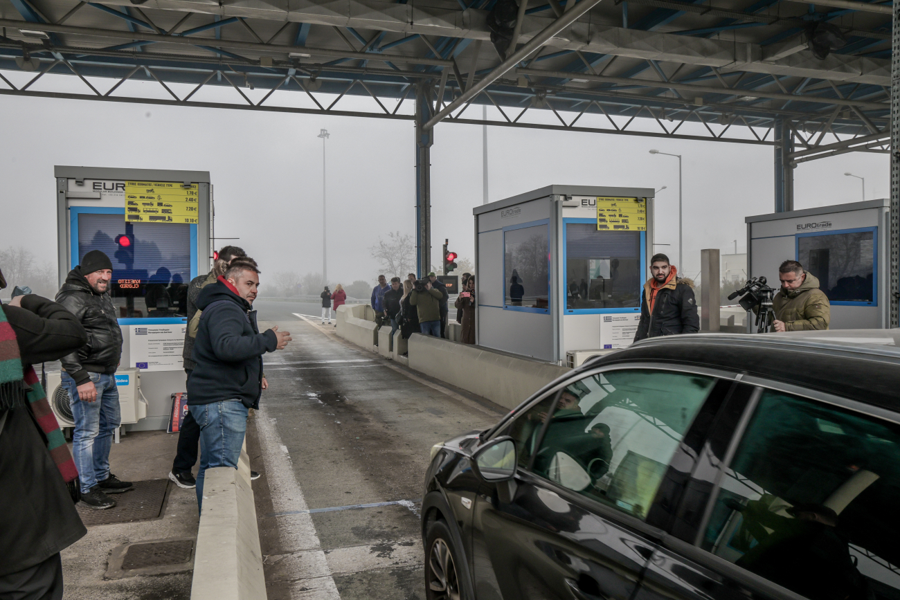 Επιμένει επιθετικά έναντι των αγροτών η κυβέρνηση – Τα σχέδια των αγροτών εν όψει Χριστουγέννων 1 Επιμένει επιθετικά έναντι των αγροτών η κυβέρνηση – Τα σχέδια των αγροτών εν όψει Χριστουγέννων