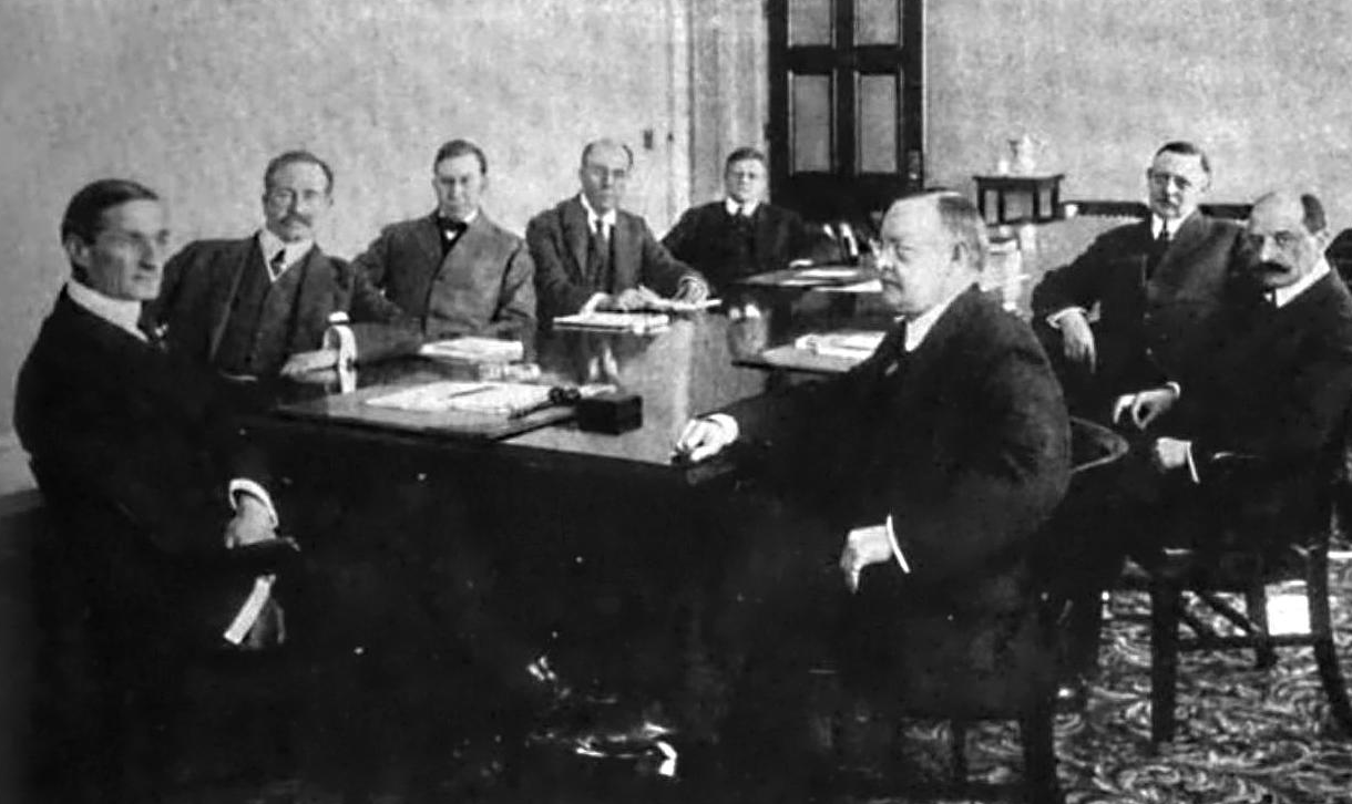 Η ανεξαρτησία της Fed και η... Κορέα: Από το1913 και το 1951 στον Τραμπ 5 Η ανεξαρτησία της Fed και η... Κορέα: Από το1913 και το 1951 στον Τραμπ