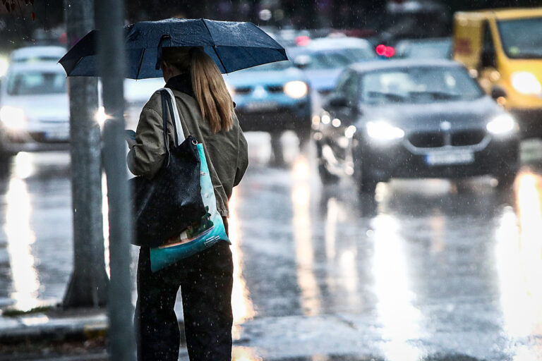 Κίνηση στην Αττική: Μεγάλες καθυστερήσεις σε Κηφισό και Αττική Οδό